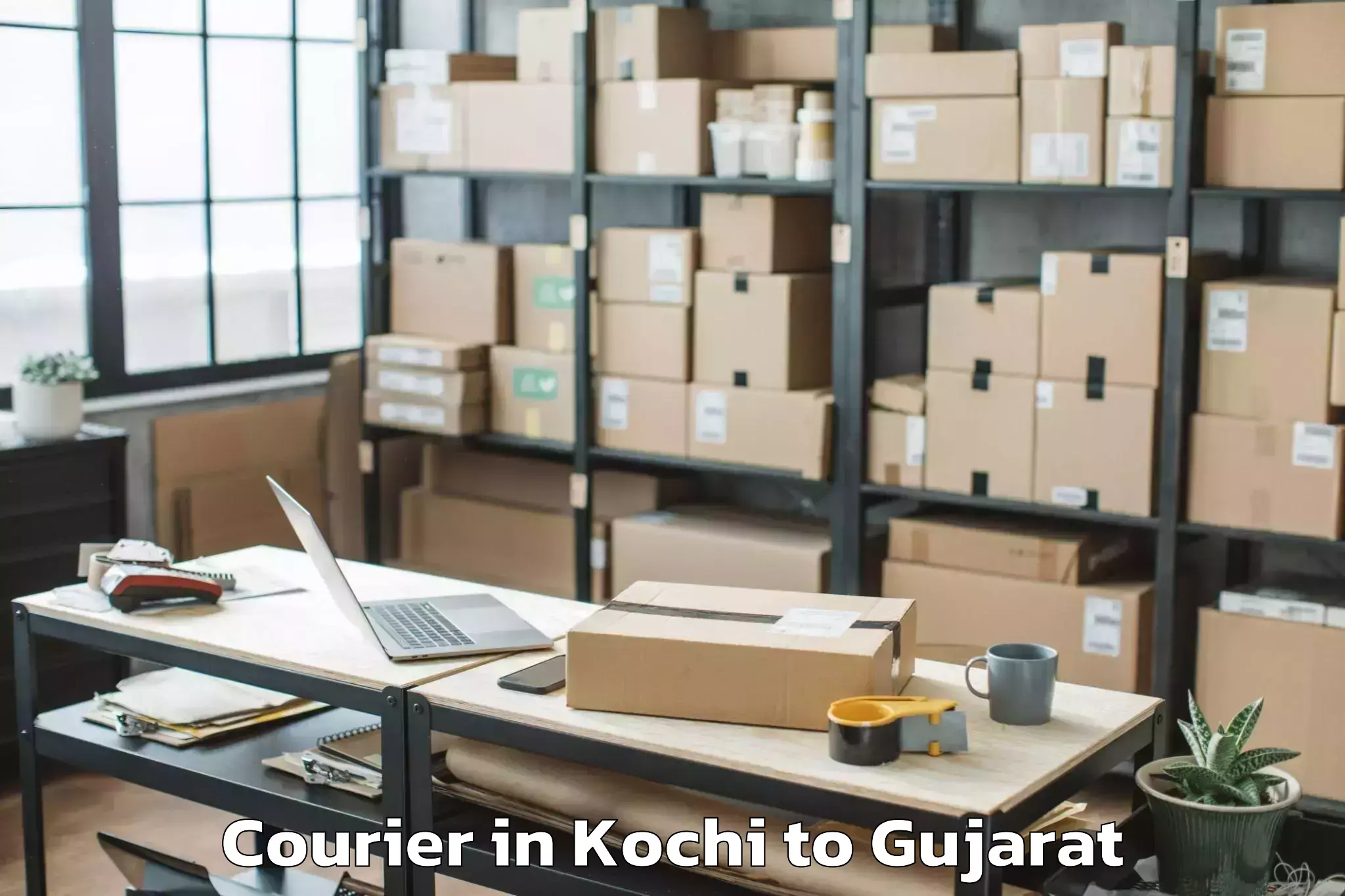 Reliable Kochi to Khambhaliya Courier